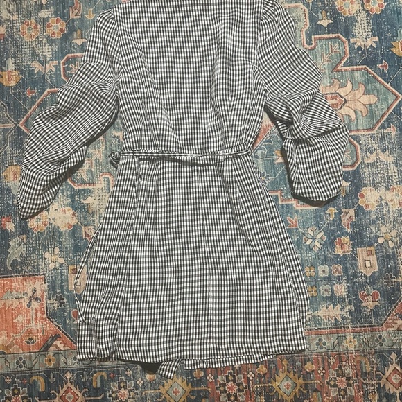 🔥Highline Collective🔥 | Black and white gingham puff sleeve wrap dress - Picture 15 of 16